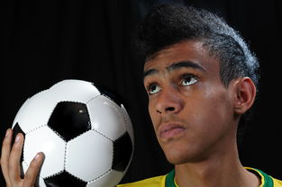 开云官网-泰国羽毛球队强势压制日本羽毛球队，陶菲克爆发神勇