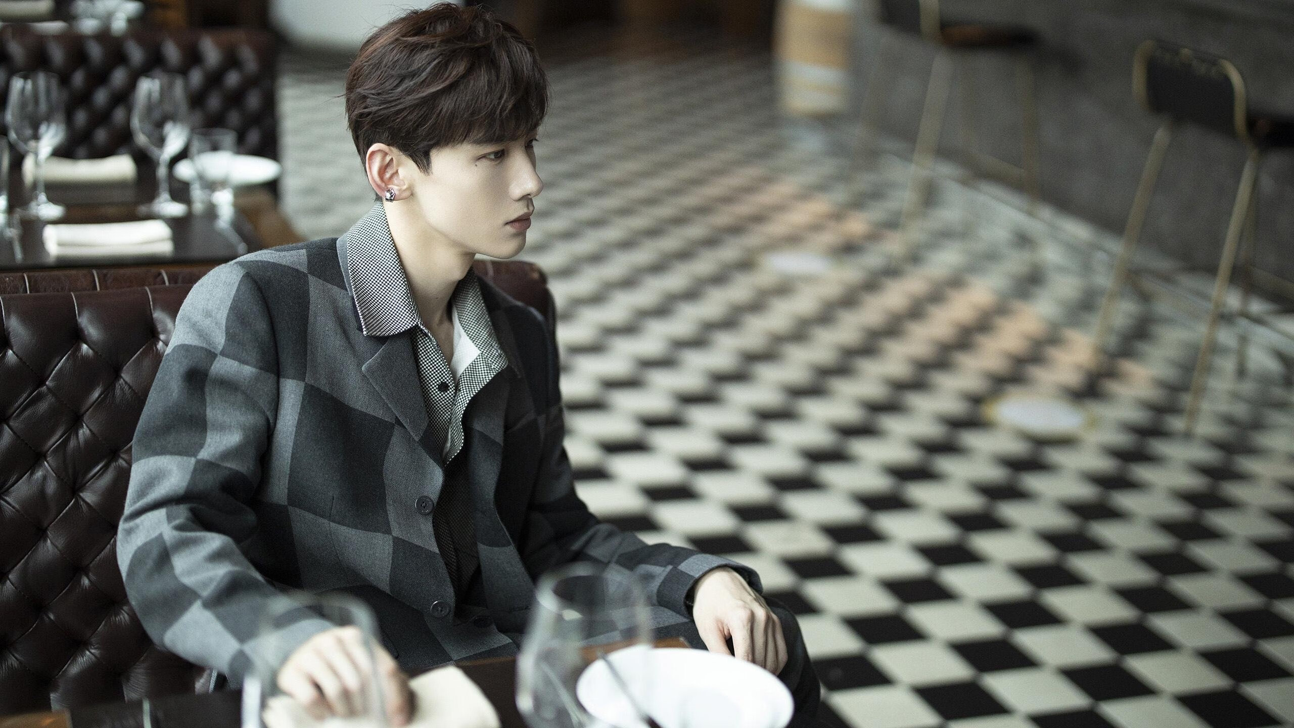 开云体育平台APP-切特末节12分导演逆转！新疆读秒绝杀老鹰，这记抛投价值千金