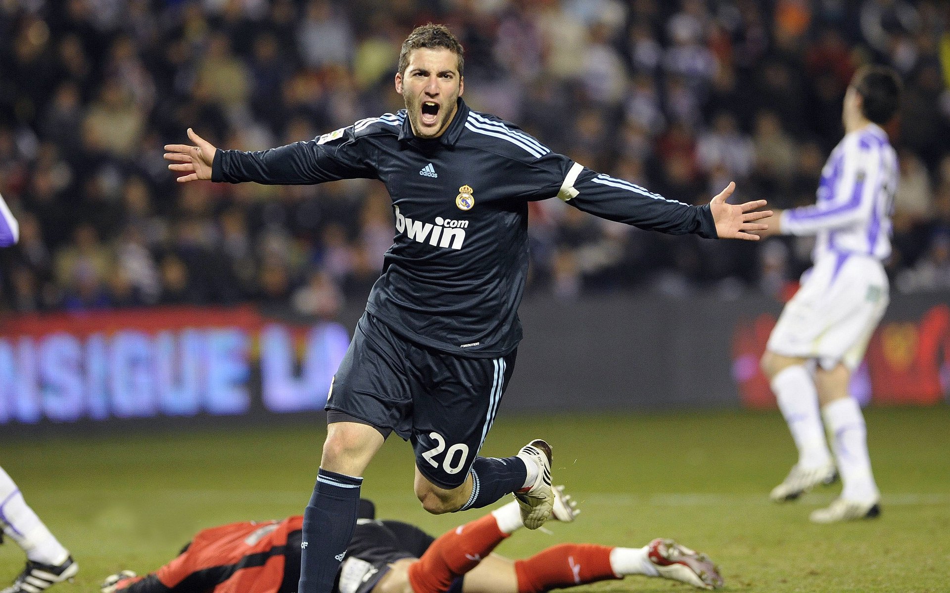 开云体育官网-高效比利时的终极武器，当姆巴佩化身胜负手，洪都拉斯的防线如何分崩离析？