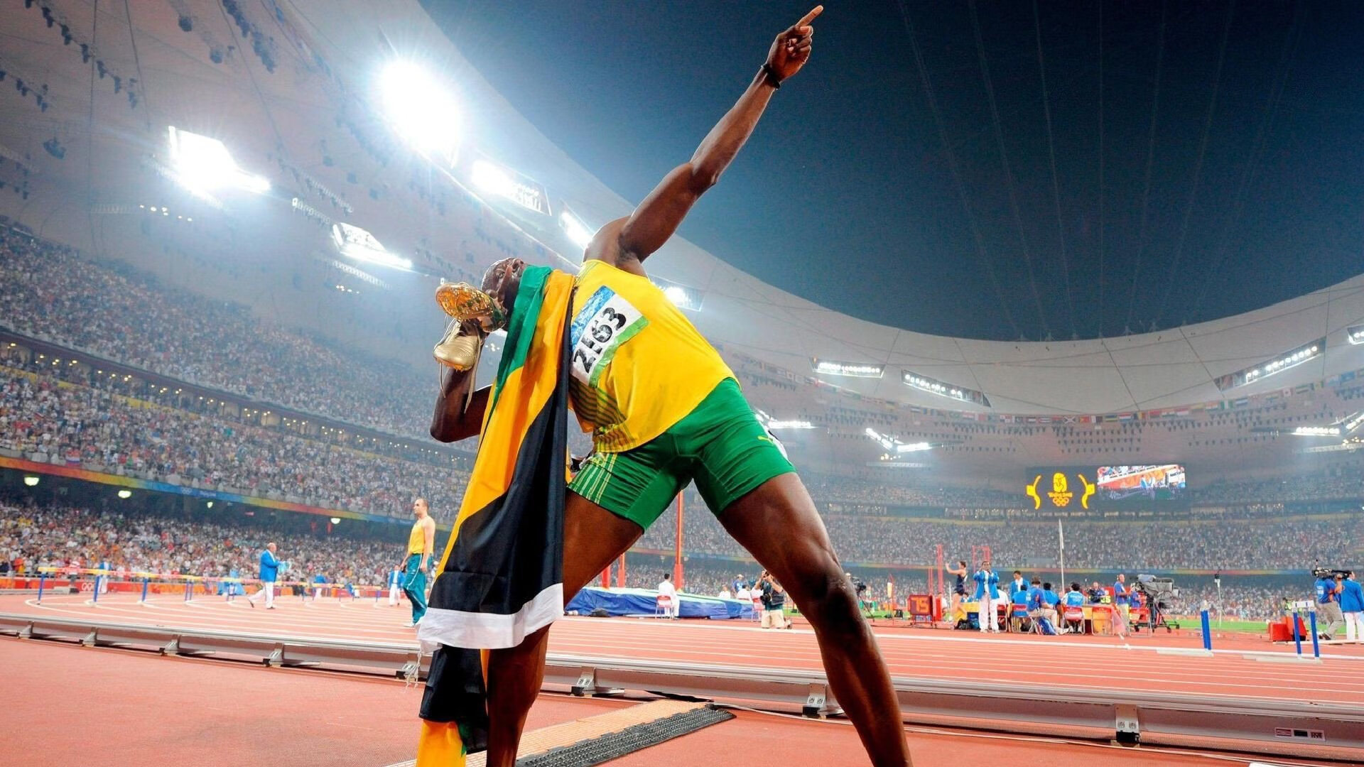 班凯罗37分打碎质疑!活塞鏖战三加时,中国赛上演冰与火之歌