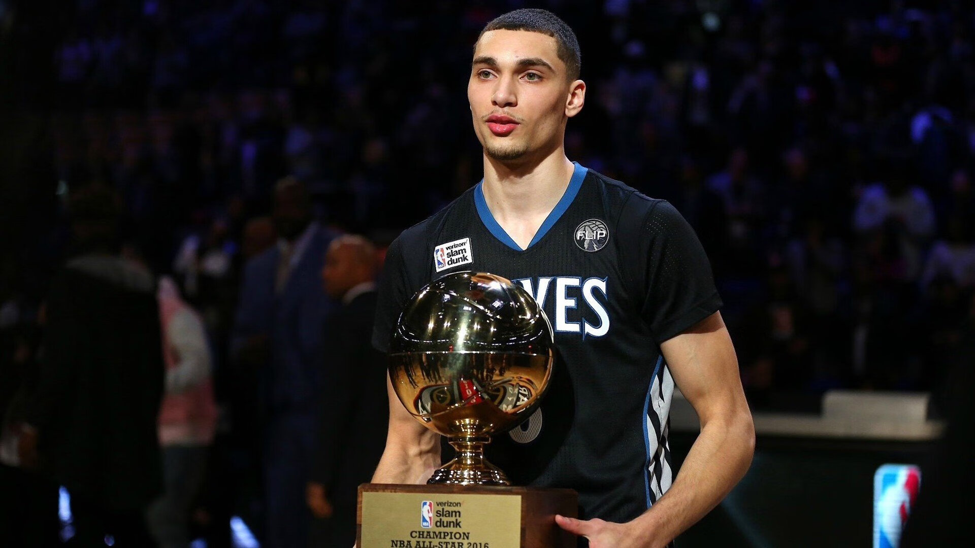 当湖人防线崩塌，这位26岁年轻人用一场奇迹告诉世界，压力之下，我就是神！