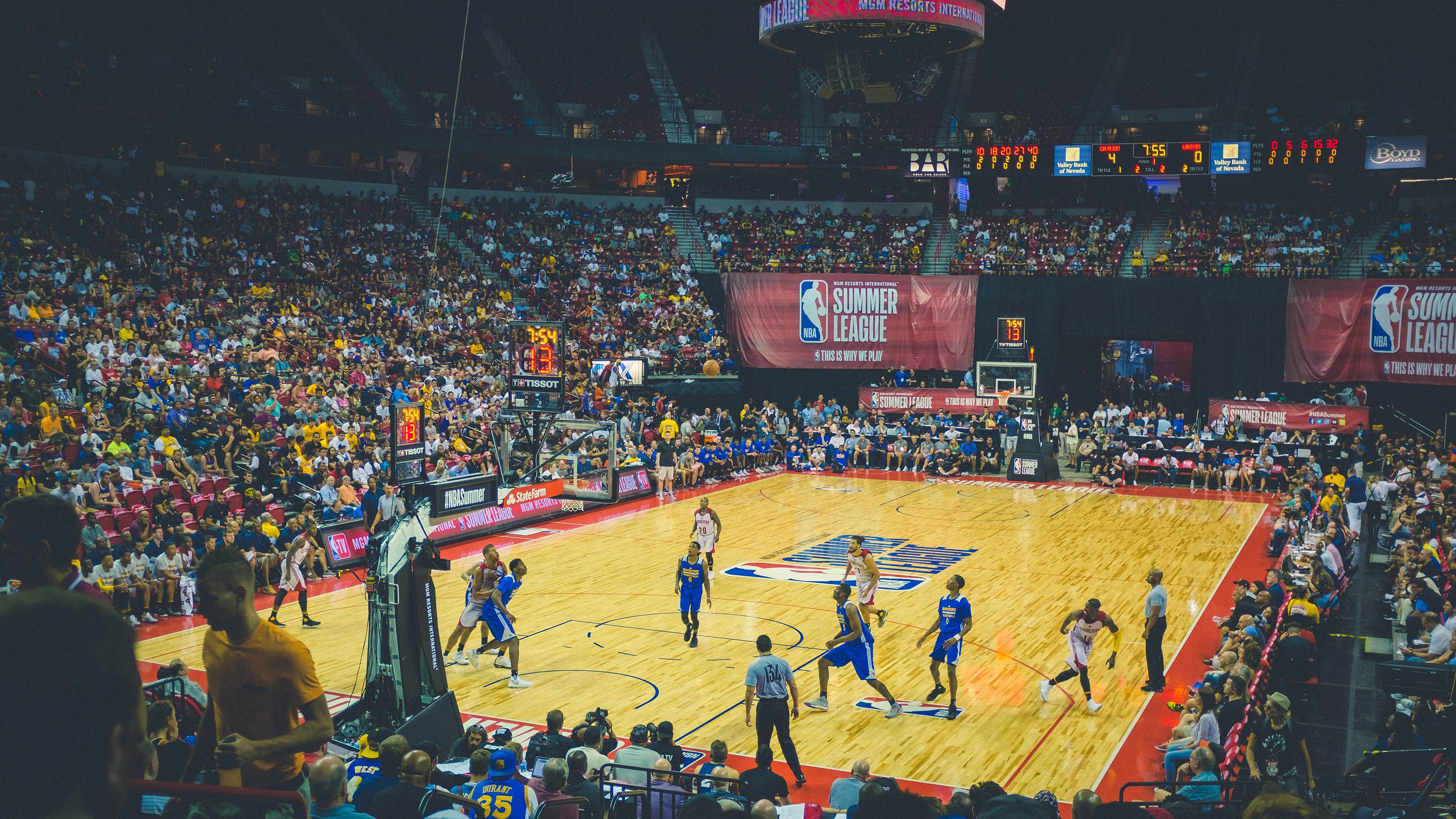 神奇逆转！伊朗末节狂飙带走塞内加尔，奥纳纳封神一战诠释何为关键先生